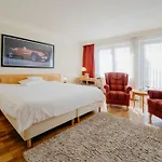 Waldkrug 4*