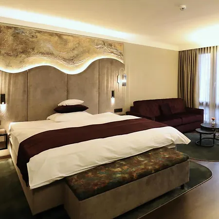Flair Waldkrug Hotel 4*