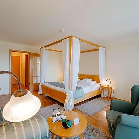 Waldkrug 4*
